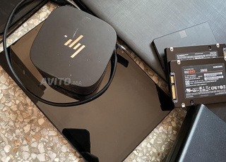 Lot ordinateur, iPad et téléphones 