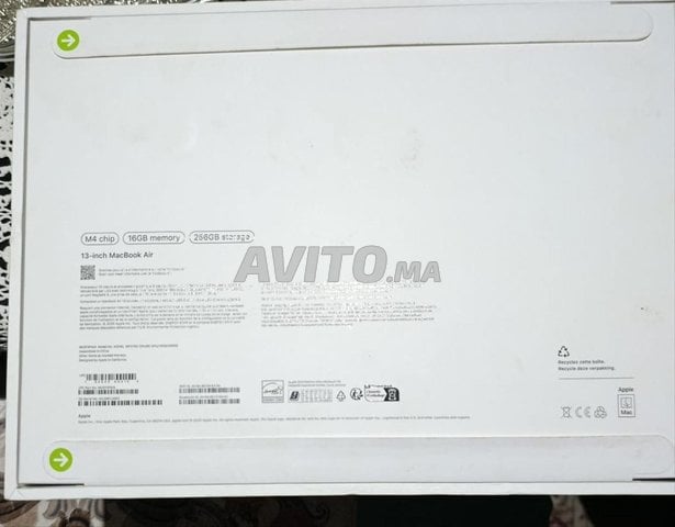 MacBook air 2025 m4 256 go SSD 16 go ram