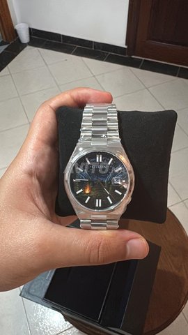 montre Citizen originale neuf jamais utilisé