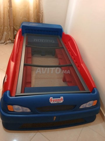 lit d'enfant F voiture emporter de Belgique