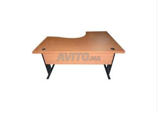 Bureau semi métallique avec retour et caisson 