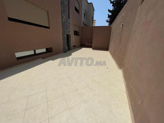 Belle villa moderne de 370 m² neuve à vendre à Rmel - 2
