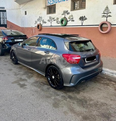 Mercedes classe A très bon état jamais accidente