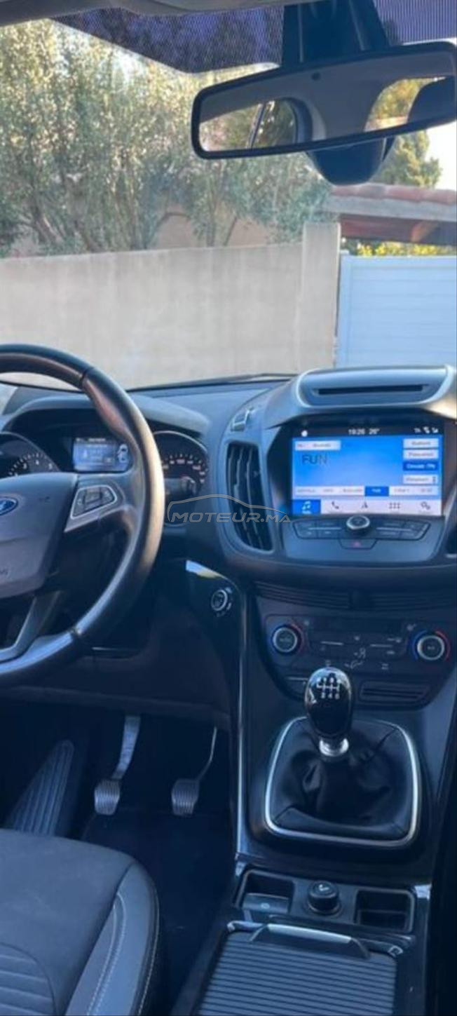 ford kuga année 2018 6 cv 