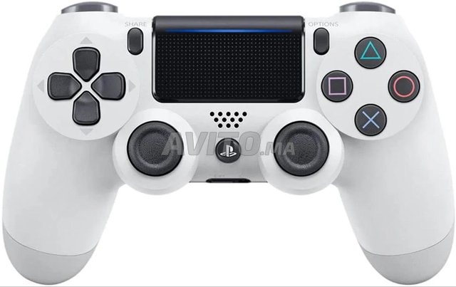 PS4 slim noir