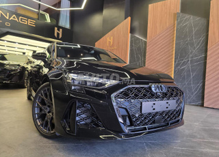 Audi RS3 FULL CARBON (Véhicule Neuf 2025)