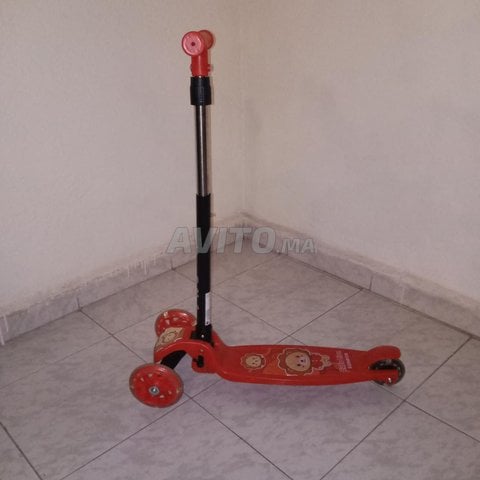Trotinette enfant originale 