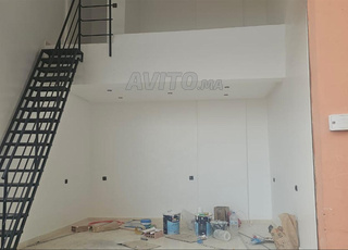 Local commercial avec mezzanine