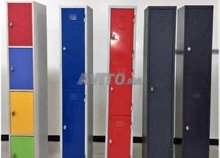 خزانة ملابس معدنية قياسية