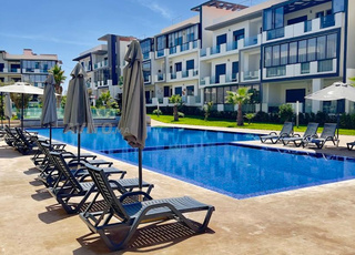 Appartement Élégant vue sur piscine