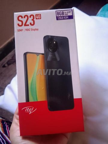 télé 128 g 8ram caméra 50 mp batterie 5000 