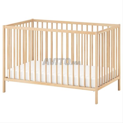 Lit à barreaux pour enfants IKEA