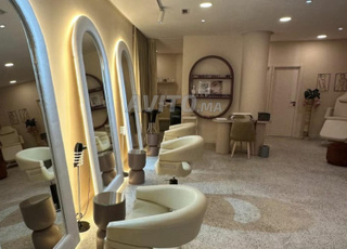 Salon de coiffeur équipé à Sidi Maarouf