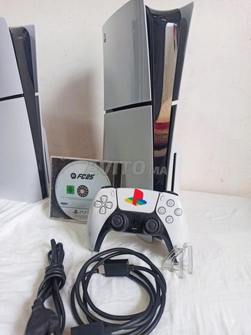 PS5 Slim Standard (CD) Avec FC25