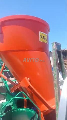Seau à béton 750L 500L  - 2
