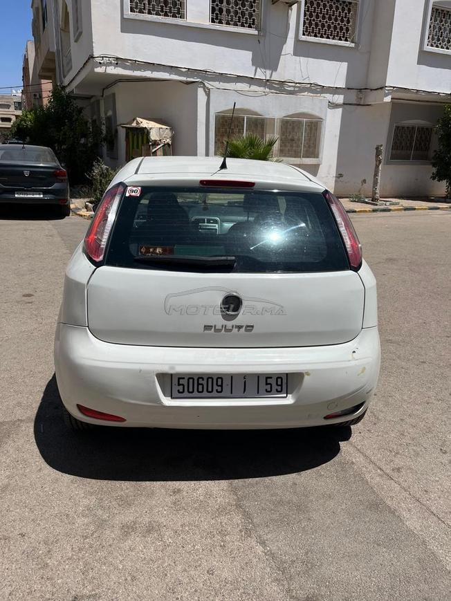 Fiat Punto Essence Manuelle 2013 à Fès