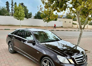 Mercedes class E200 AMG 