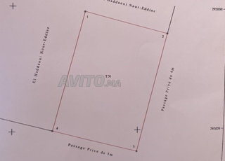 بقعة ارضية للبيع في تكني 