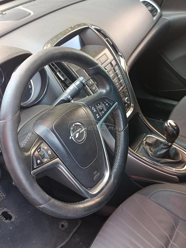 Opel Astra GTC cosmos mliha bzaf 