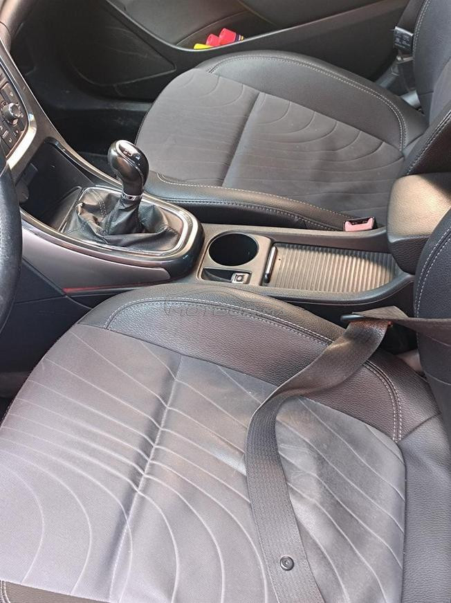 Opel Astra GTC cosmos mliha bzaf 