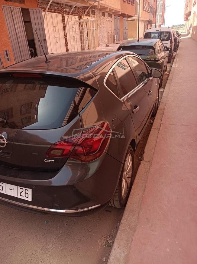 Opel Astra GTC cosmos mliha bzaf 