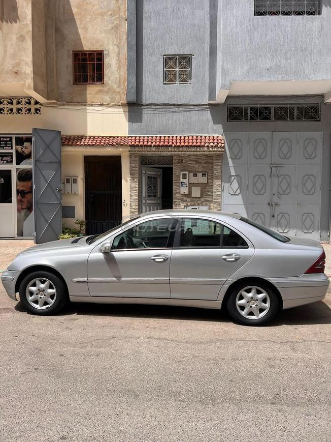 mercedes à vendre non accidenté 