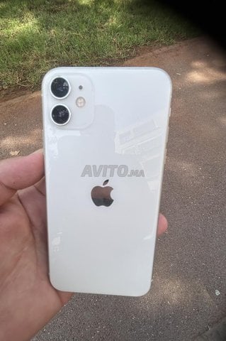iphone 11 normal 64 g batterie 90 