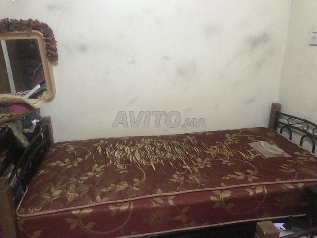 Deux lit dans une bonne état pour vendre