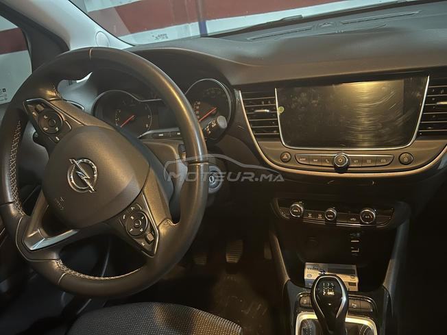 opel crosland