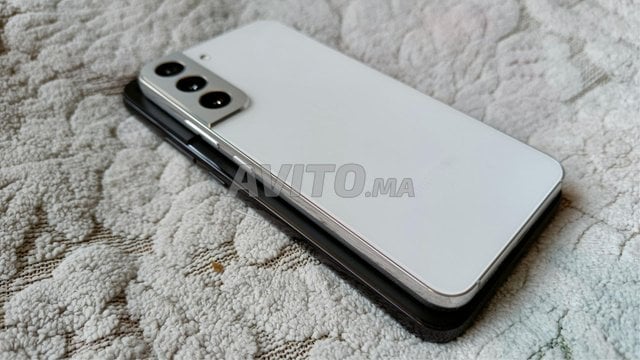 Galaxy S22 très peu utilisé 