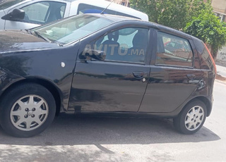 Fiat Punto Essence Manuelle 2009 à Casablanca