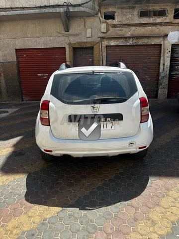 Dacia Duster Diesel Manuelle 2016 à Casablanca - 2