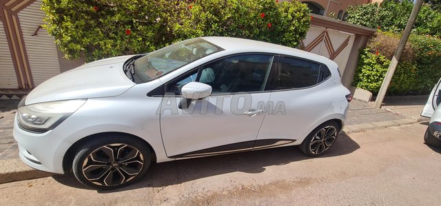 Renault Clio Diesel Automatique 2018 à Settat