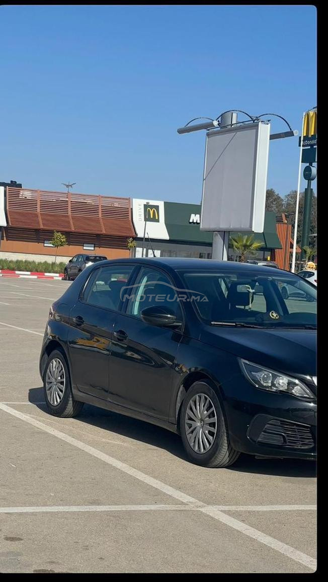 Peugeot 308 Diesel Manuelle 2018 à Khemisset