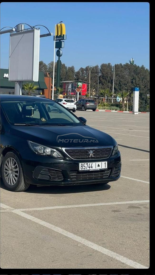Peugeot 308 Diesel Manuelle 2018 à Khemisset