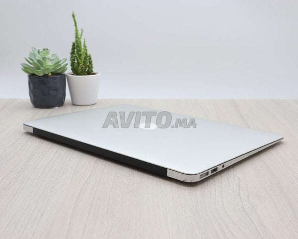 MacBook Air 17 