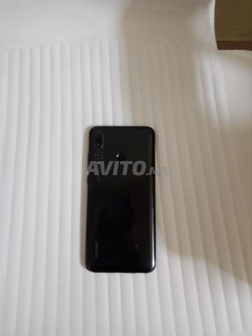 Huawei p smart 64 giga 3 ram 0 difo n9ia mraya  - 2
