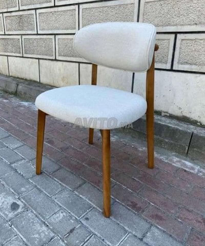 chaises de salle à manger et salle d attends 