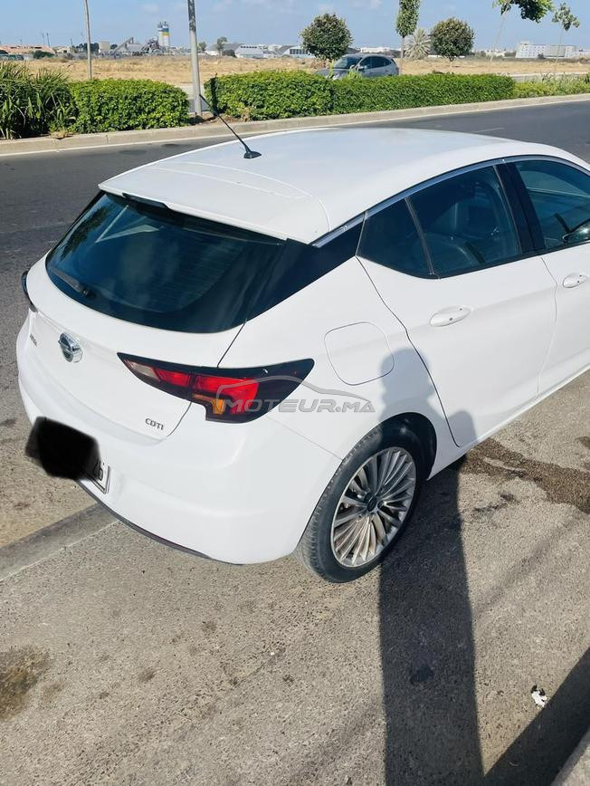 Opel Astra Diesel Manuelle 2017 à Casablanca
