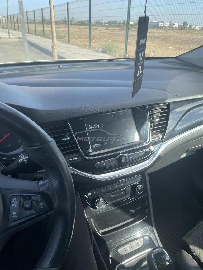 Opel Astra Diesel Manuelle 2017 à Casablanca