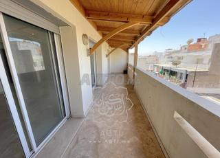 شقة 170م² في الطابق الخامس. 3 شرفات في المعاريف