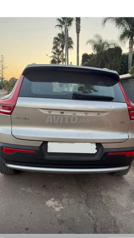 vend volvo xc40 