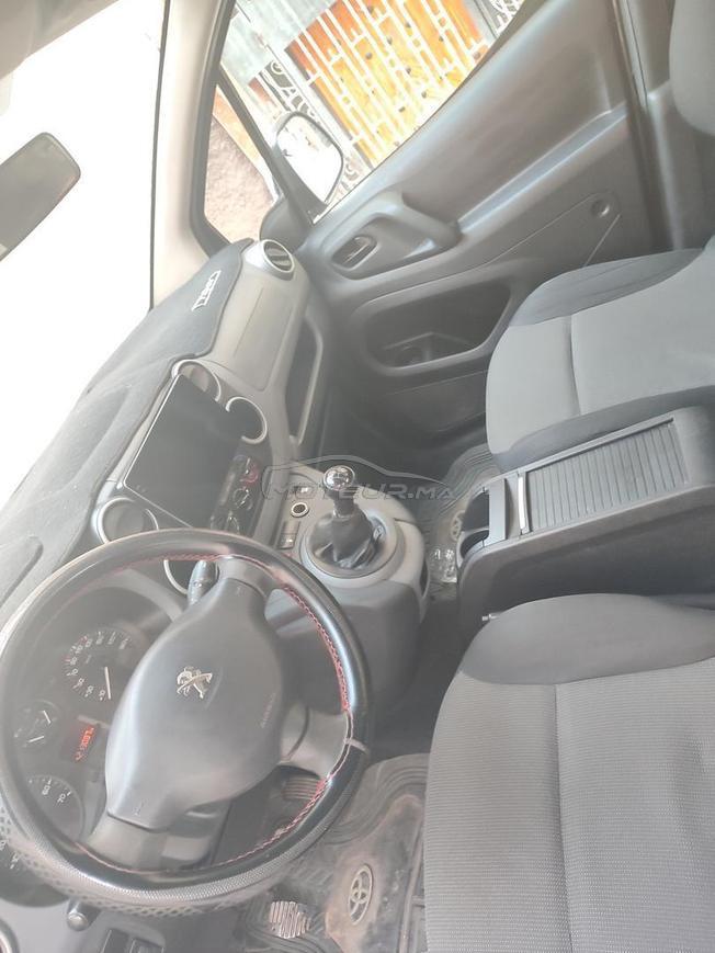 Peugeot Partner Diesel Manuelle 2019 à Agadir