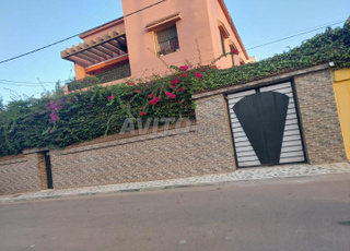 Villa de 484 m² à quartier Les Crêtes Californie