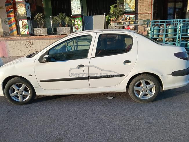 Peugeot 206 Essence Manuelle 2008 à Casablanca