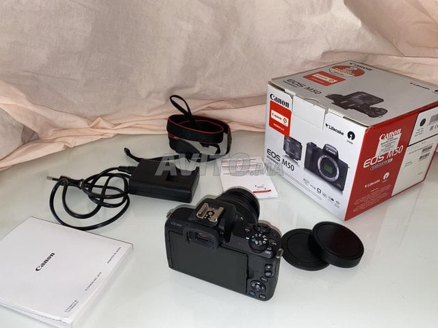 Canon EOS M50 EF-M 15-45mm IS STM