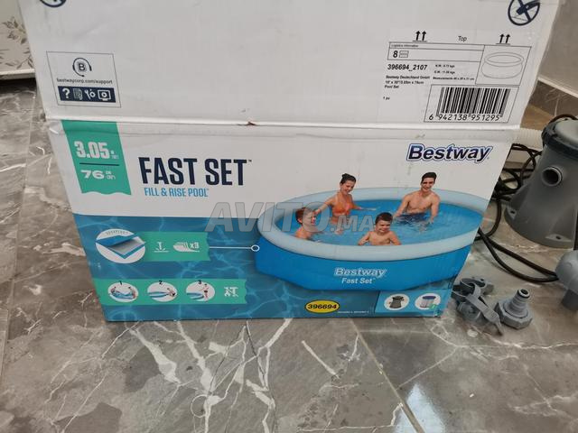 Piscine pour enfants à vendre.