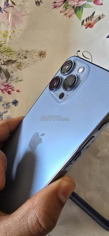 iPhone 13 Pro Max – أزرق سييرا – حالة ممتازة 