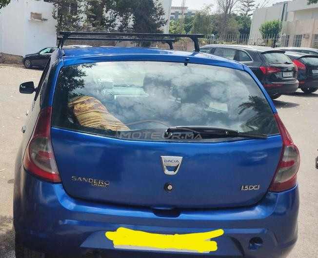 vendre une voiture Dacia bleue