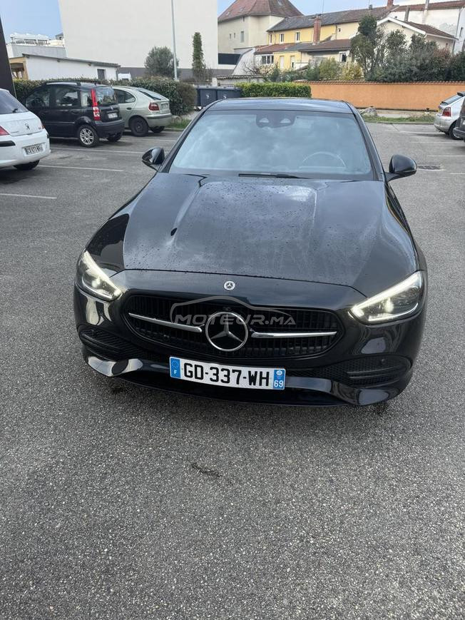 MERCDES-BENZ C220D AVANT-GARDE LINE